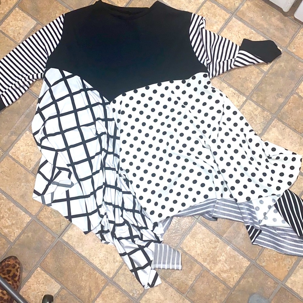 Black and white custom top!!